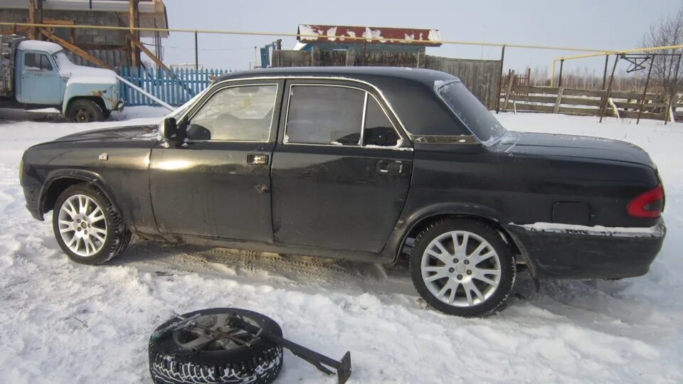 Газ 3110 шины. Колесо газ. Колёса r15 на газ 3110. Усиленные пружины на газ-31105. Размер колес волга 3110.