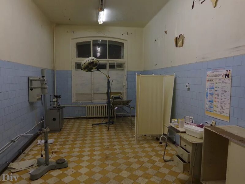 Заброшенные корпуса Мариинской больницы