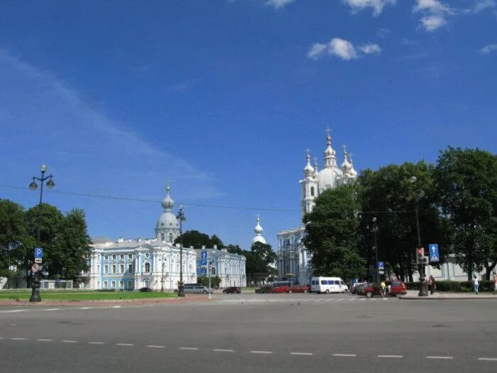 Факультет социологии спбгу снаружи. 1/3, подъезд 9. Смольный факультет социологии. Факультет социологии спбгу. Факультет социологии спбгу.