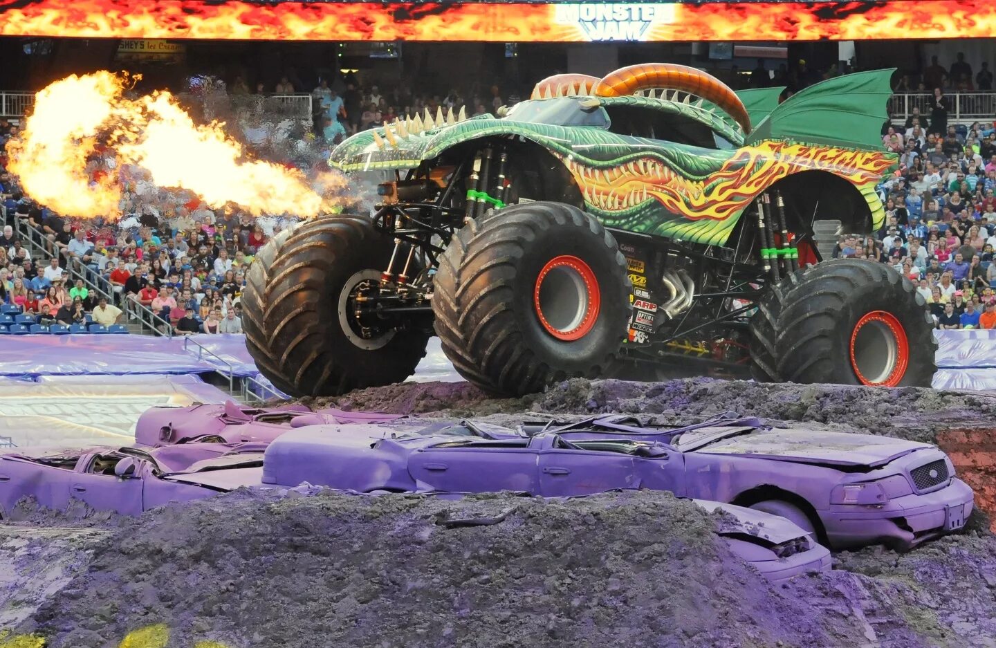 Машина монстр трак машина монстр трак. Монстр трак монстр трак. Монстр трак вперед для игра. Монстер трак мэднесс. Монстр трак веном.
