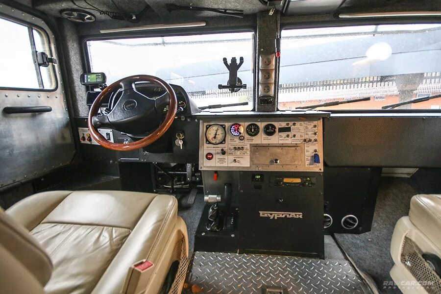 Обзор кастомного вездехода МТЛБ-у - Snegobolotohod.ru на DRIVE2