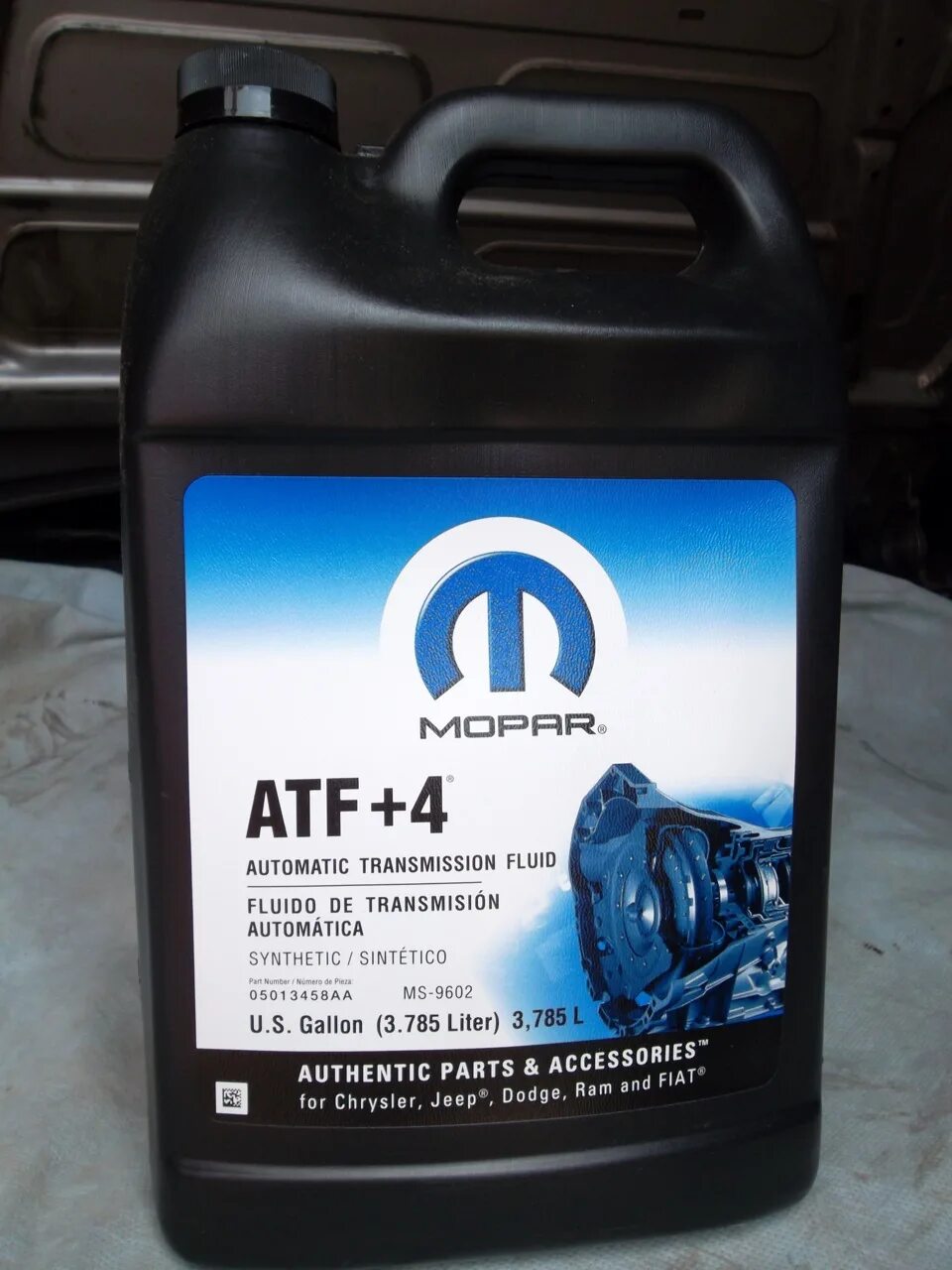 Atf 3 atf 4. Масло мопар АТФ 4+ трансмиссионное. Mopar ATF +3. Крайслер ATF 4. ATF 4+ Mopar аналоги.