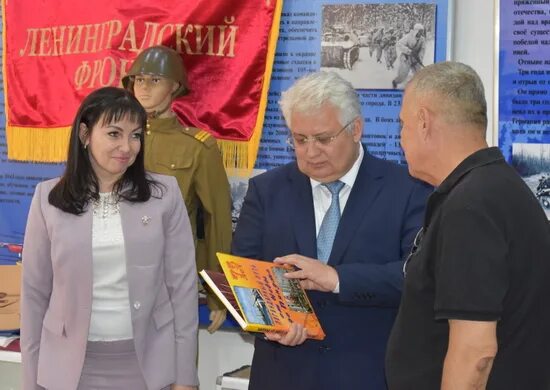 Дивизия гатчина. Гатчина музей. военно-исторический музей-заповедник остров.