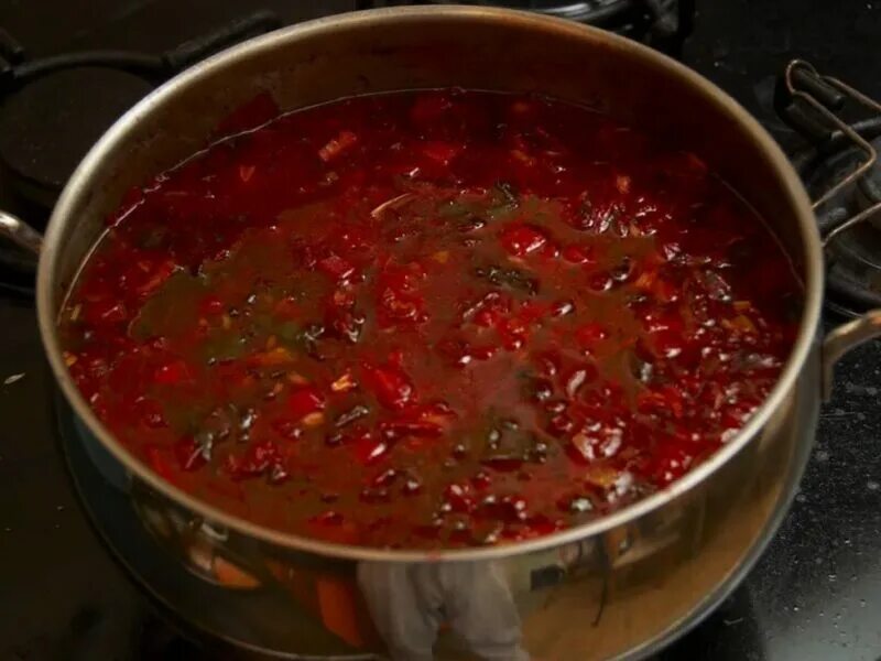Лобьяни из красной фасоли. Фасоль для варки. Как тушить свёклу чтобы борщ был ярко-красный. Красно сварить. Красная фасоль вареная.