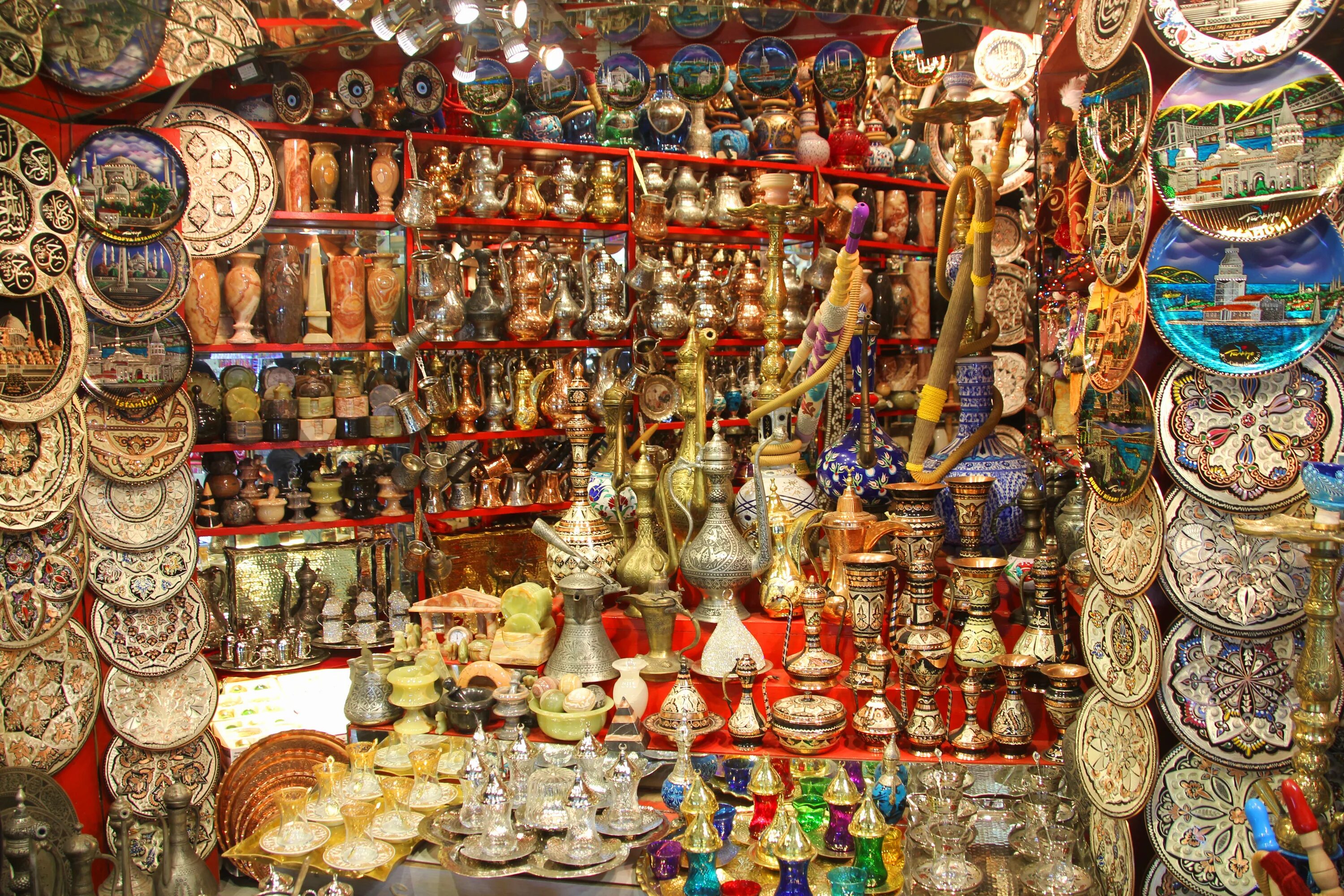 Гранд базар Турция. Стамбульский Гранд базар. Гранд базар Стамбул сувениры. Гранд базар Аланья. Сувенир востока