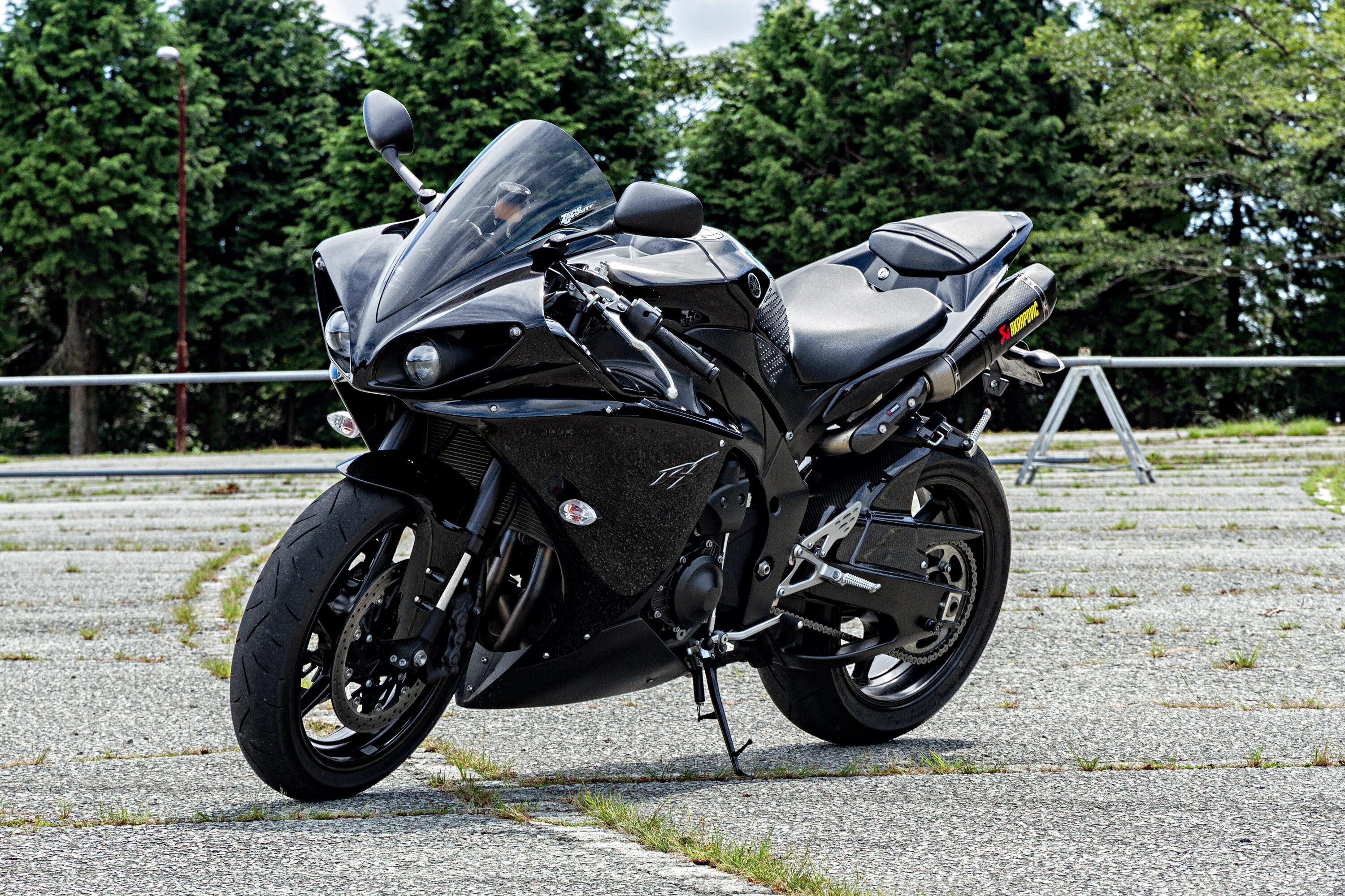 Мотоцикл yamaha r1. Yamaha YZF r1 Black. Мотоцикл Yamaha YZF r1 черный. Yamaha r1 2022 Black. Yamaha YZF r1 2004.