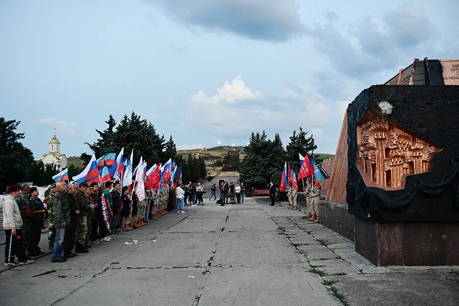 Саур могила донецк. Саур-могила донецкая. мемориал саур могила. саур-могила донецкая до 2014. саур могила днр.