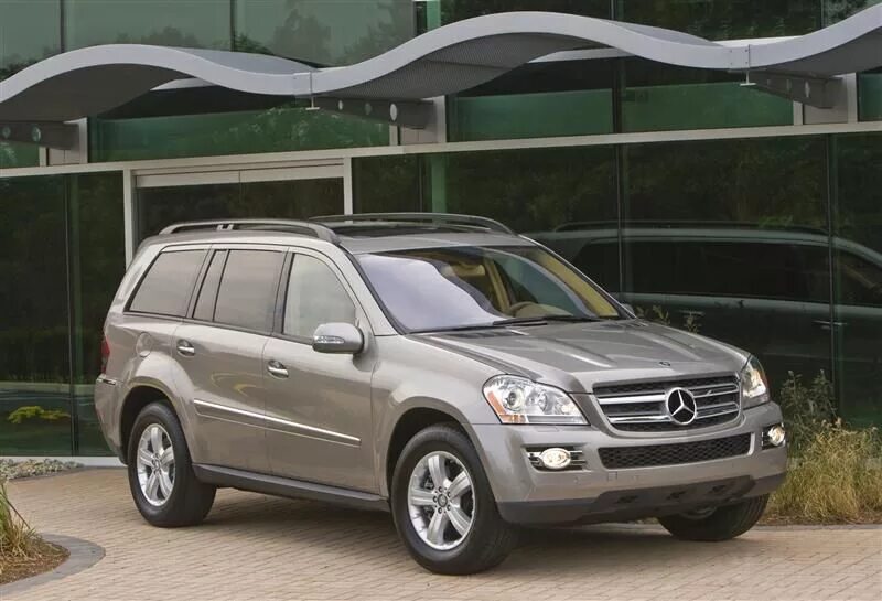 Мерседес-бенц мл 500 габариты. Mercedes-benz gl 320 cdi 4matic. Мерседес бенц gl 320. Mercedes gl 2001. Мерседес мл 350 164 габариты.