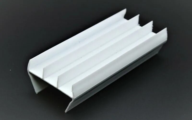 закладной противоскользящий профиль mp51z 270 см. алюминиевый профиль ад31, alutextil. профиль пу.