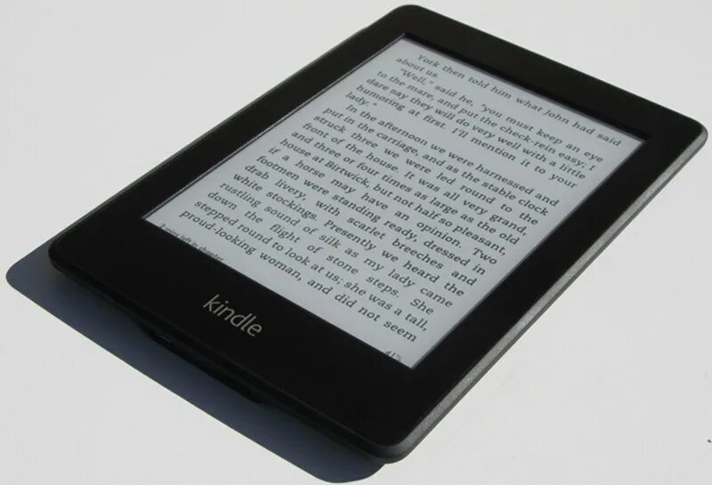 Формат книг для читалок. Amazon Kindle Paperwhite 3. Amazon Kindle Paperwhite 2018. Amazon Kindle Paperwhite 6.8 дюймов 2022. Kindle Paperwhite 3 экран.