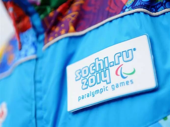 Волонтеры Сочи 2014. Волонтеры на Паралимпийских играх в Сочи 2014. Паралимпийские игры 2014 Сочи волонтеры. Добровольцы в 2014 году в Сочи на Паралимпийских играх. Волонтер 2014