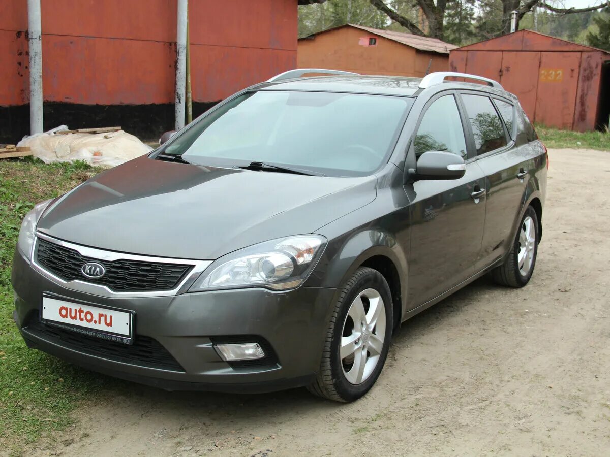 Сид отзывы владельцев. Kia Ceed 2010 Рестайлинг. Ceed универсал серый 2010. Kia Ceed 1 2010 Рестайлинг. Киа СИД Рестайлинг 2010 универсал.