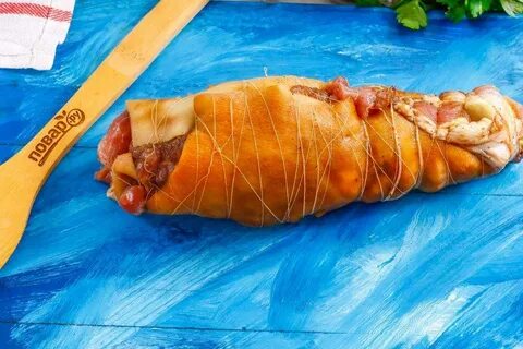 Рулет из свиной брюшины