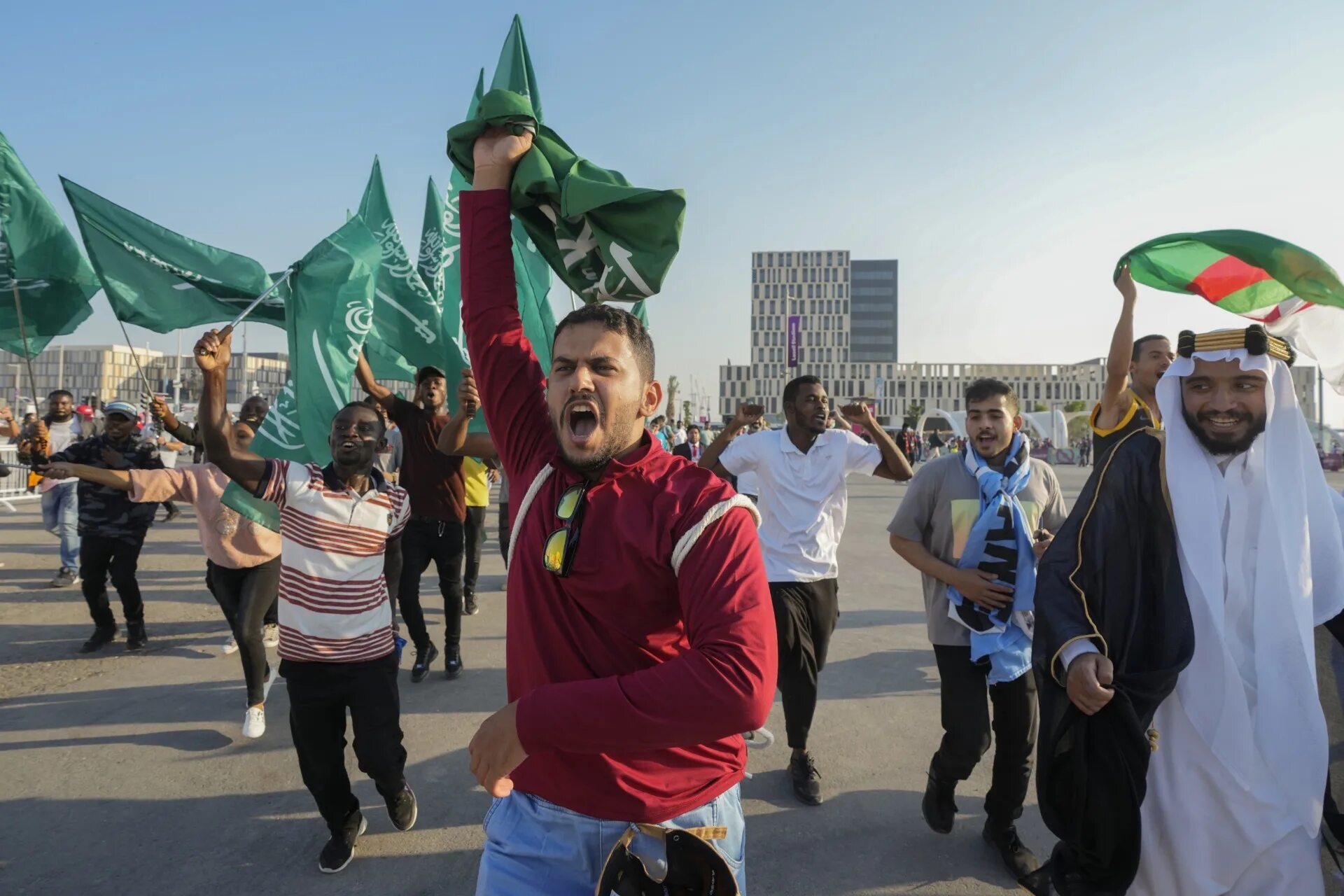 Saudi Arabia World Cup 2022. Болельщики Саудовской Аравии. Победа Саудовской Аравии. Араб на ЧМ. Саудовская аравия объявила