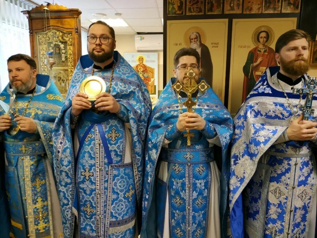 храм державной иконы фрязино расписание