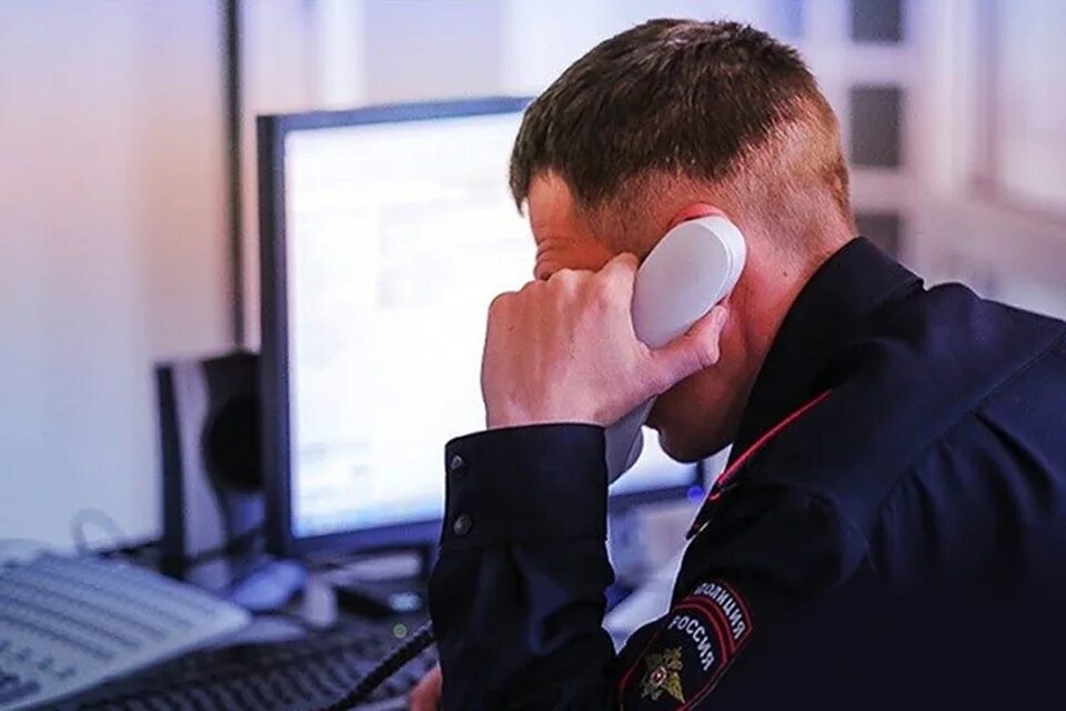 Сотрудник полиции не несет ответственность за. Сотрудник полиции не несет ответственность за