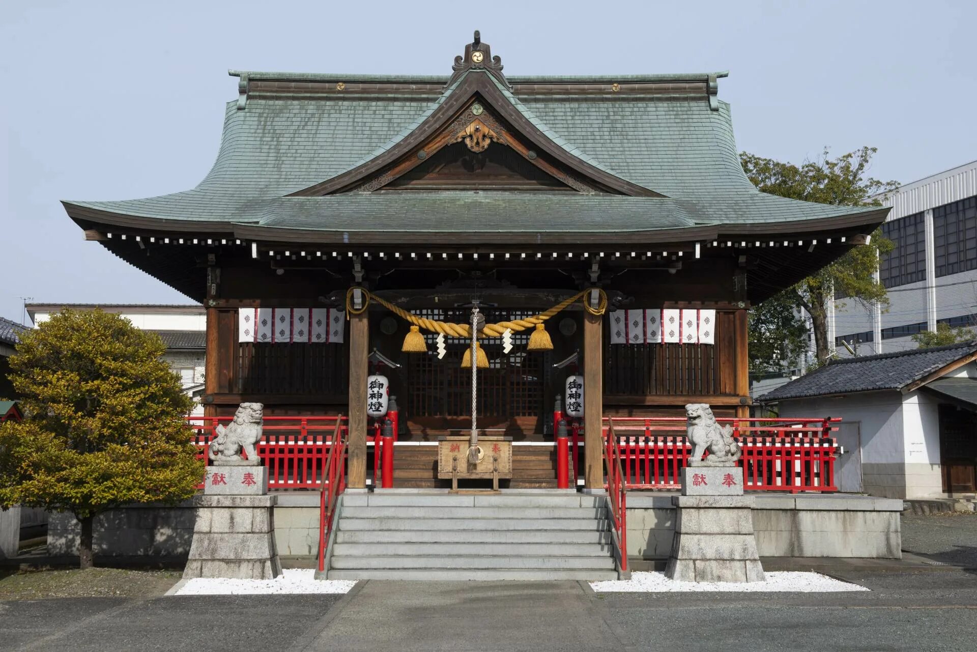 Shrine перевод. Храм Райден. Kawaguchi asama-Jinja Shrine. St Delyn Shrine.