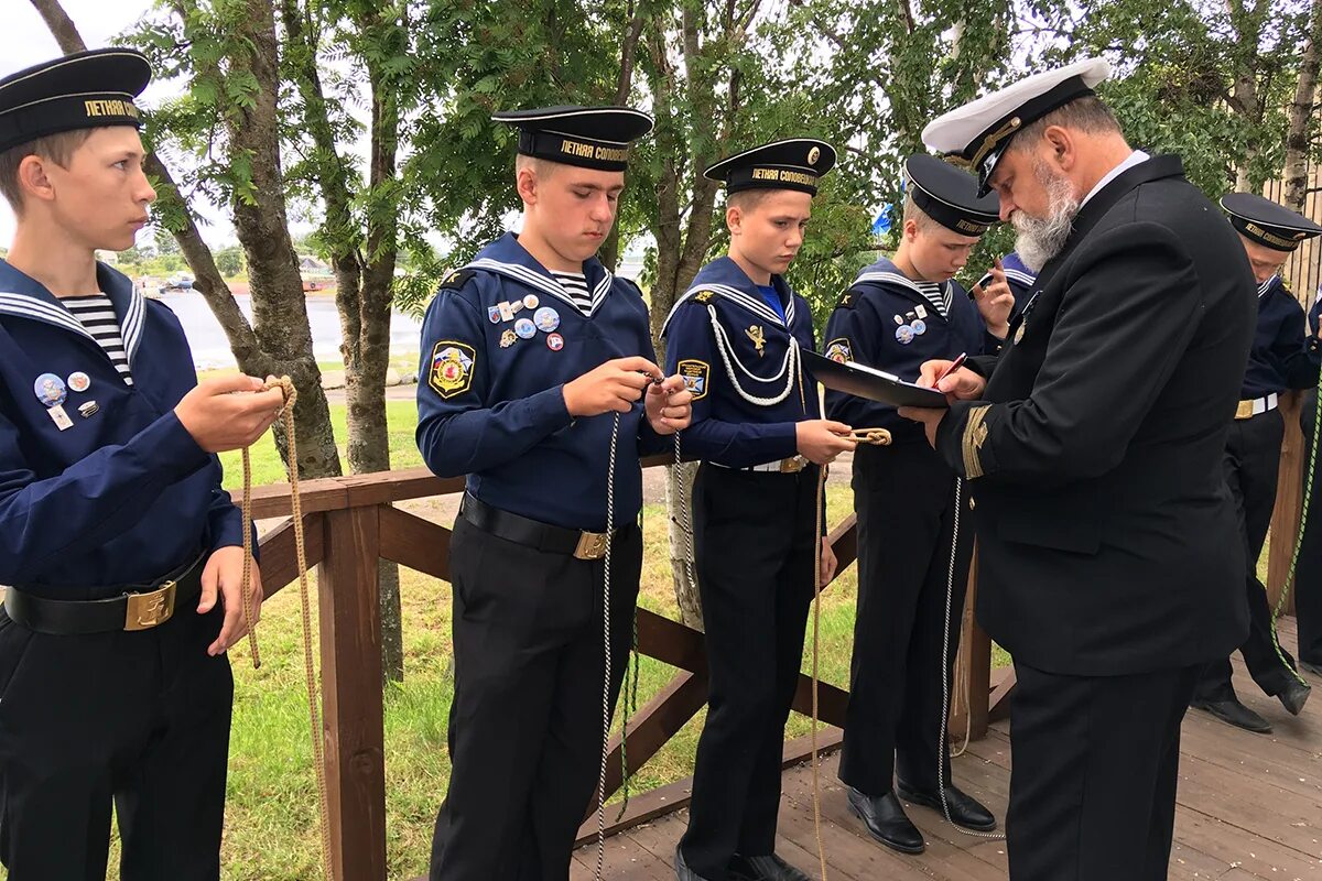 Школа юнг архангельск. Школа Соловецких Юнг Соловки. Летняя Соловецкая школа Юнг. Школа Соловецких Юнг Архангельск. Соловецкая школа Юнг Архангельск 2021.