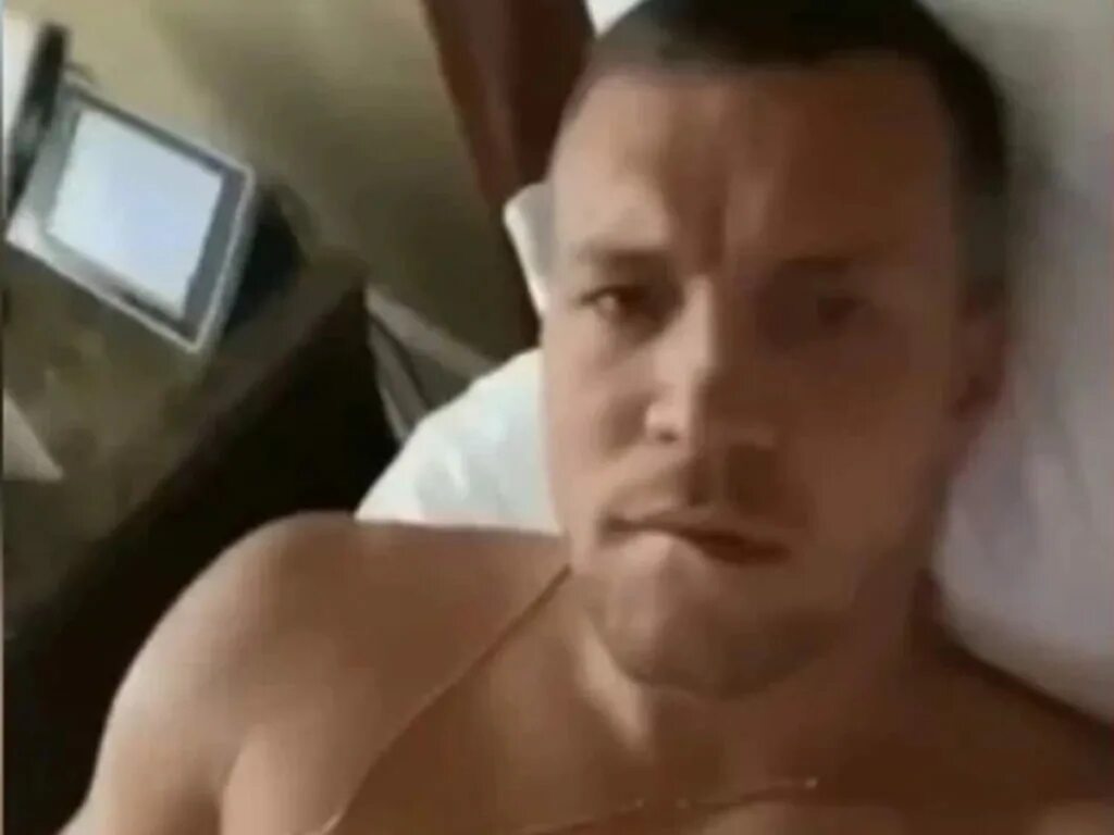 Дзюба Дрочит 60 Минут