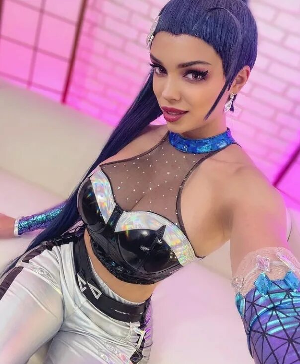 Bombshell stream with sonya vibe