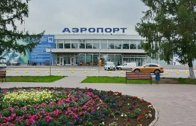 Большое савино автовокзал. Аэропорт Савино Пермь. Старый Пермский аэропорт. Аэропорт Пермь большое Савино. Большое Савино аэропорт старый.