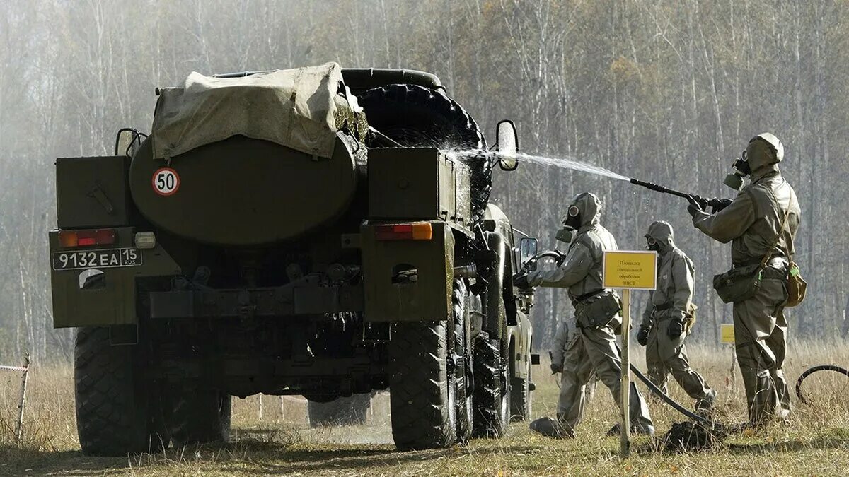 Техническое обеспечение войск рф. РХБЗ войска. Войска РХБ защиты. Учения войск РХБЗ. Техника РХБЗ вс РФ.