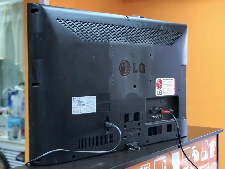 Lg 32cs460 za. Lg 32cs460. телевизор lg 32cs460. телевизор lg 32cs460 разъёмы. 32cs460.