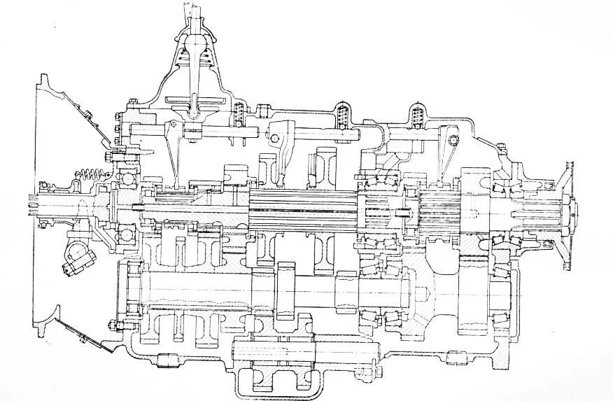 Устройство коробки передач грузового автомобиля. Устройство КПП грузового автомобиля. Десятиступенчатая коробка передач. Десятиступенчатая коробка передач схема.