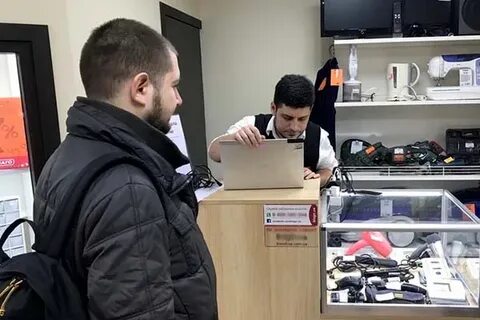 Обыск в ломбарде