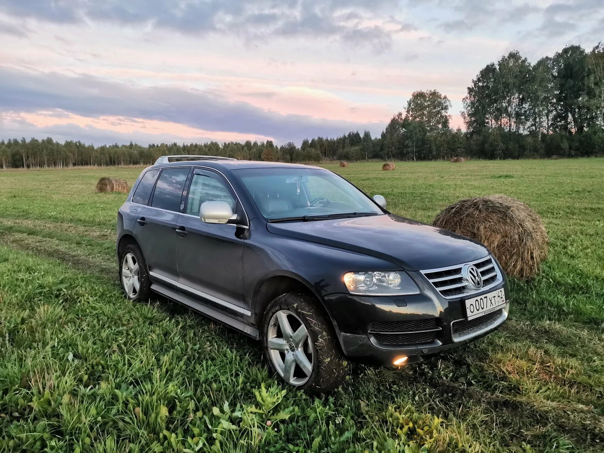 Купить туарег 1 поколения. VW Touareg 1. Фольксваген Туарег 1 поколения. Фольксваген Туарег 1 Рестайлинг. Туарег 2008.