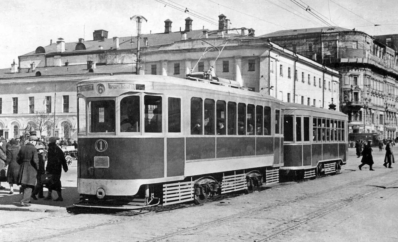 Маршрут первого трамвая. Первый Московский трамвай 1899. Московский трамвай 1930 е. Москва 1934 трамвай. Первый электрический трамвай в Москве.