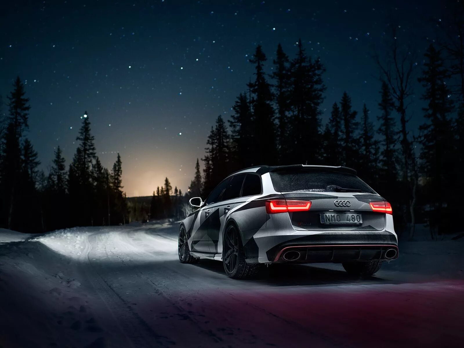 Audi rs6 Snow. Ауди рс6 Авант. Audi rs6 Winter. Audi rs6 Olsson. Обои ауди на айфон