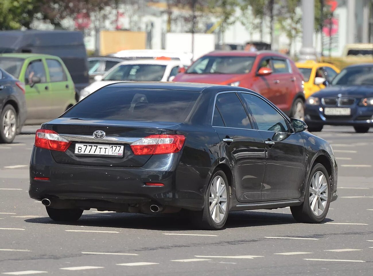 Автомобильный код 550. Toyota Camry 777 177. Тойота Камри 777 34 регион. Госномер: в200тт177. Камри 077 777.