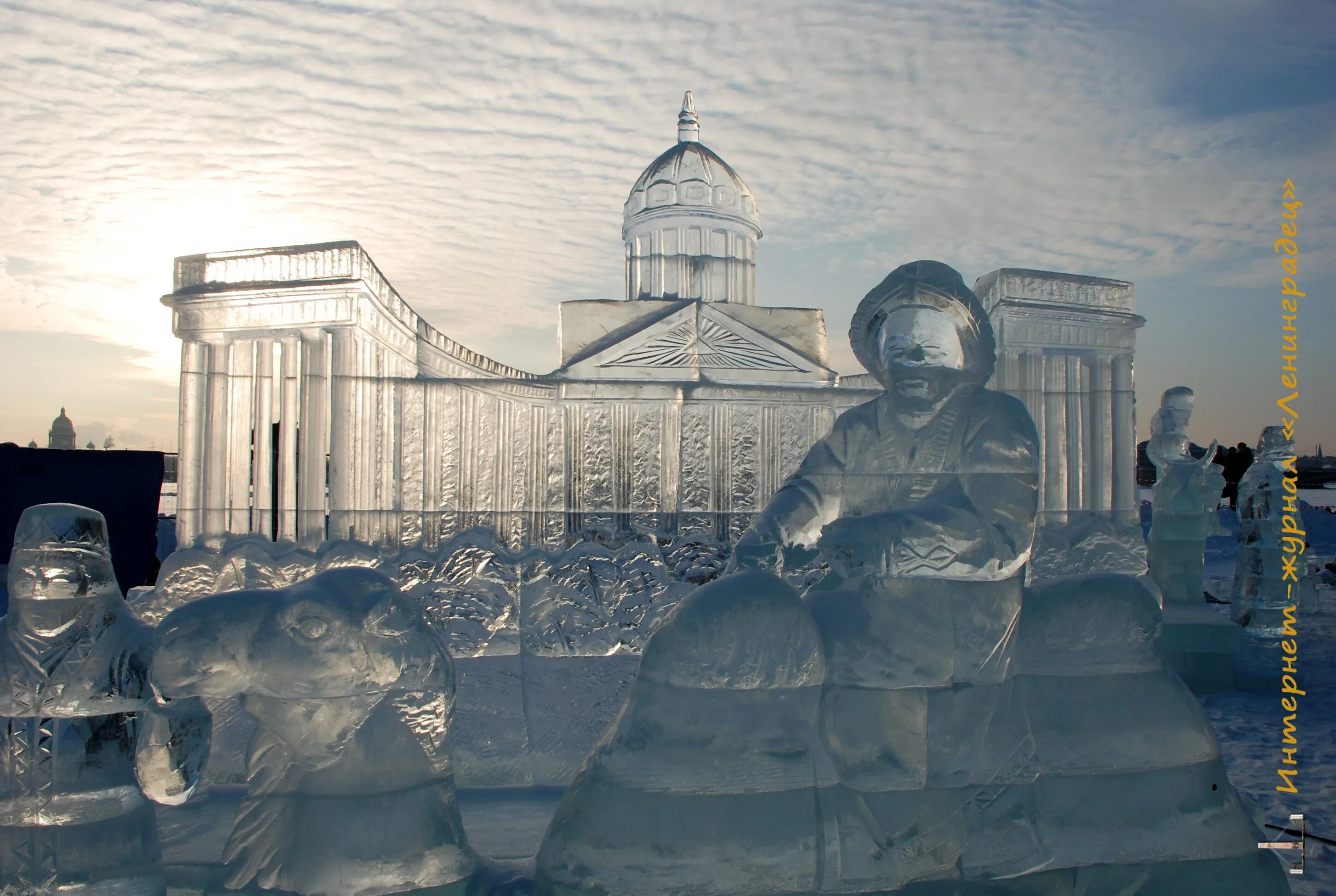 фестиваль ледовых скульптур в петропавловской крепости 2020. ледяной музей. фестиваль ледовых скульптур кроншлед. ледяные фигуры спб 2024 петропавловская крепость. ледяные скульптуры в санкт-петербурге 2022 петропавловская крепость.