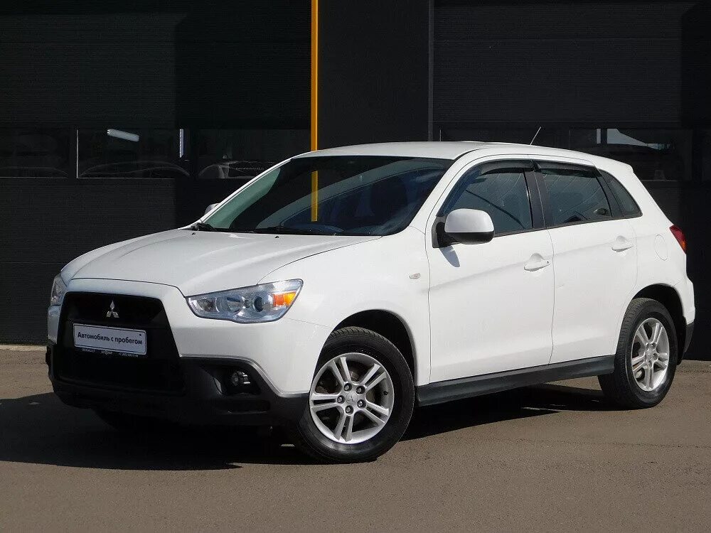 Mitsubishi asx 2011