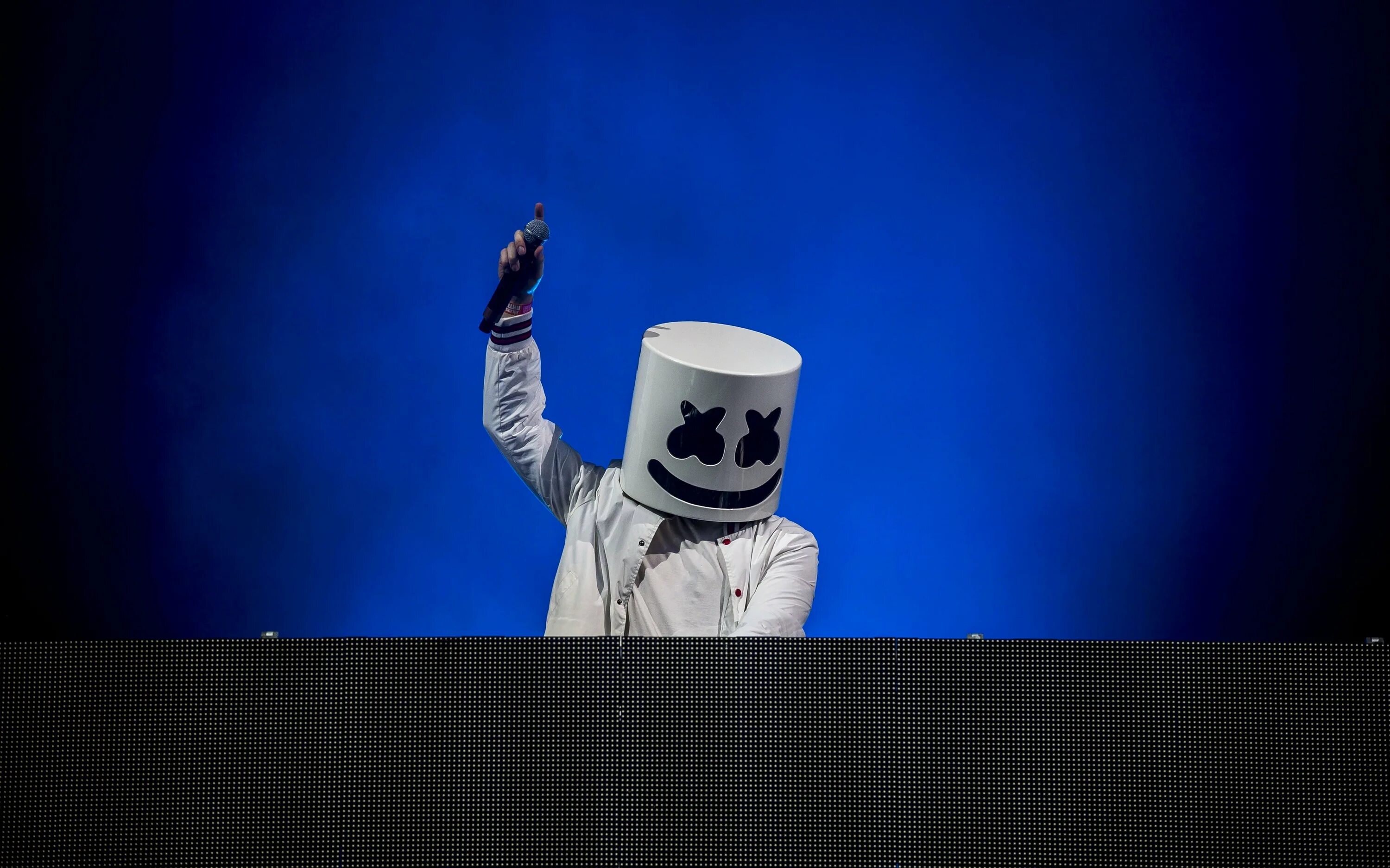 Marshmello. Маршмеллоу рэпер. Маршмеллоу диджей. Marshmello Usher.