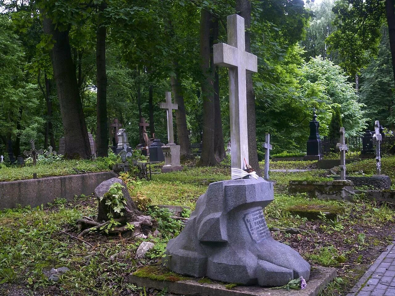 кладбища санкт петербурга видео. экскурсии по кладбищам петербурга артисты кино. кладбища санкт петербурга видео. старые кладбища санкт-петербурга. смоленское кладбище в санкт-петербурге.