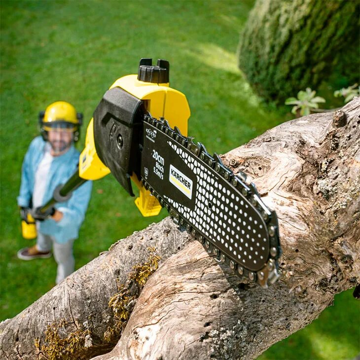 Аккумуляторная пила для обрезки деревьев для женщин. Высоторез Karcher PSW 18-20. Высоторез Керхер аккумуляторный. Аккумуляторная цепная пила Керхер. Цепная пила-высоторез аккумуляторная.