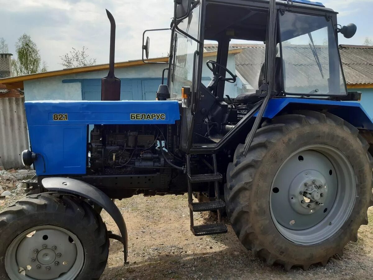 мтз 82 черный. трактор мтз-82 б/у на авито. мтз 82 2000. трактор мтз 82 б у. трактор мтз 80 за 100000.