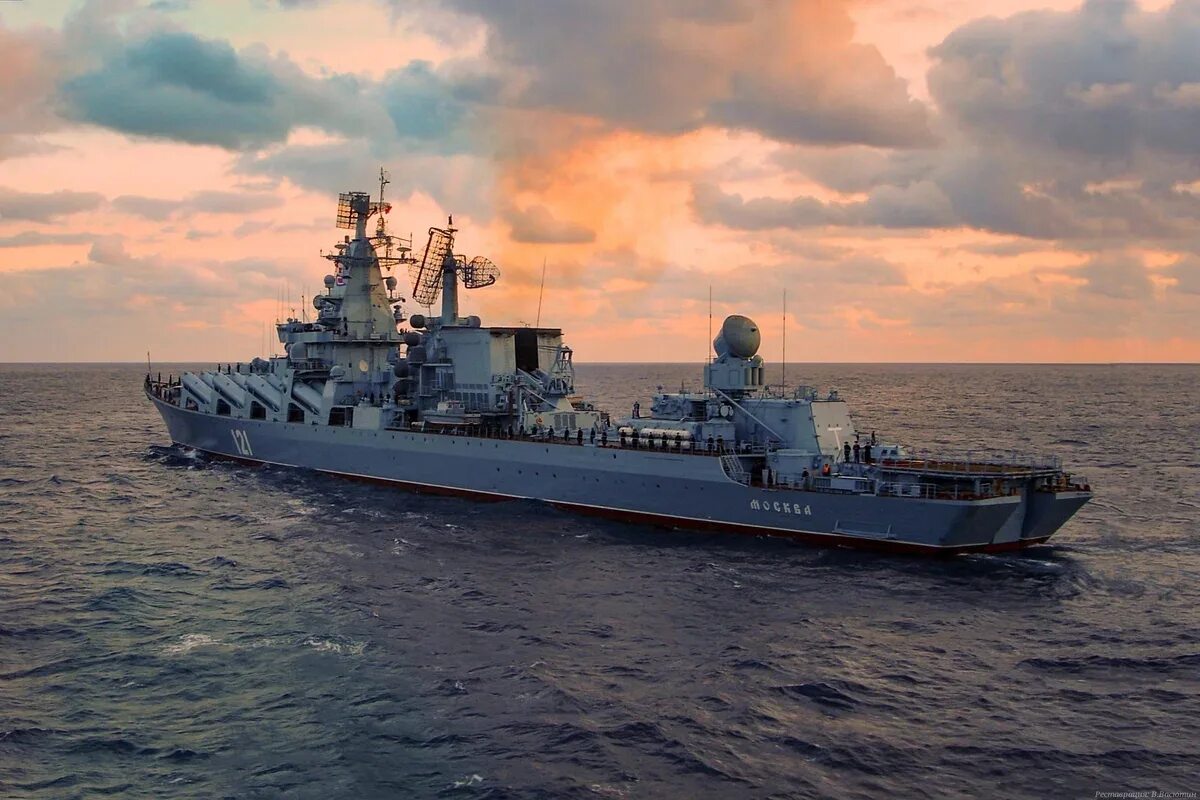 Крейсер москва 1948. 1164 атлант. Крейсер м. Крейсер москва 1948. Гвардейский ракетный крейсер москва.