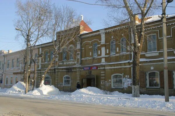 Погода город куйбышев новосибирская. ЗАГС Куйбышев Новосибирская область. РДК Куйбышев Новосибирская область. Дом купца н. и. Досманова Куйбышев. Куйбышева 39 Куйбышев Новосибирская область.