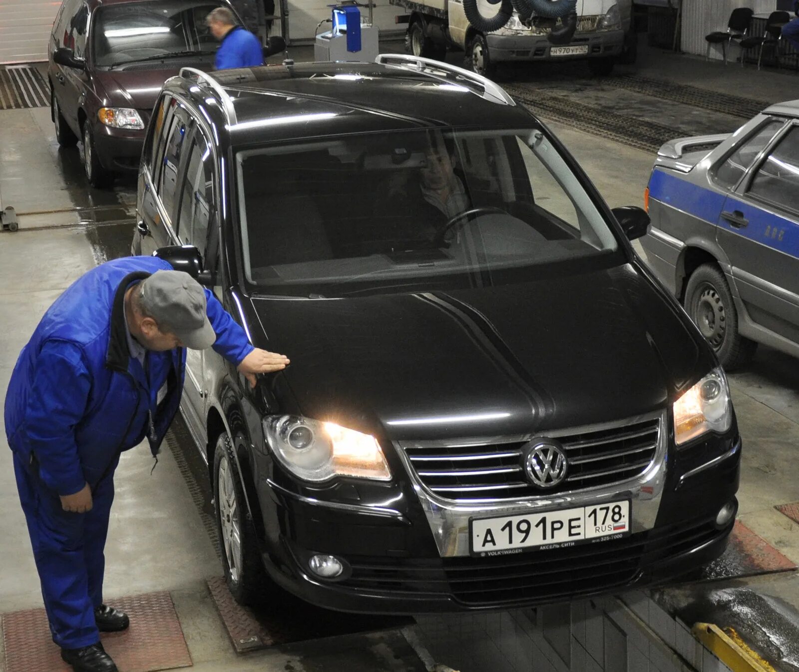 Содержать машину. Себестоимость владения автомобилем. Детейлинг салона фольксваген. Расходы на содержание автомобиля. Содержать машину.