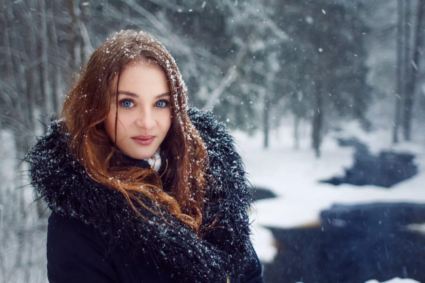 Зимняя фотосессия. Девушка зима. Женщина зимой. Зимний портрет. Красивое фото девушки зимой