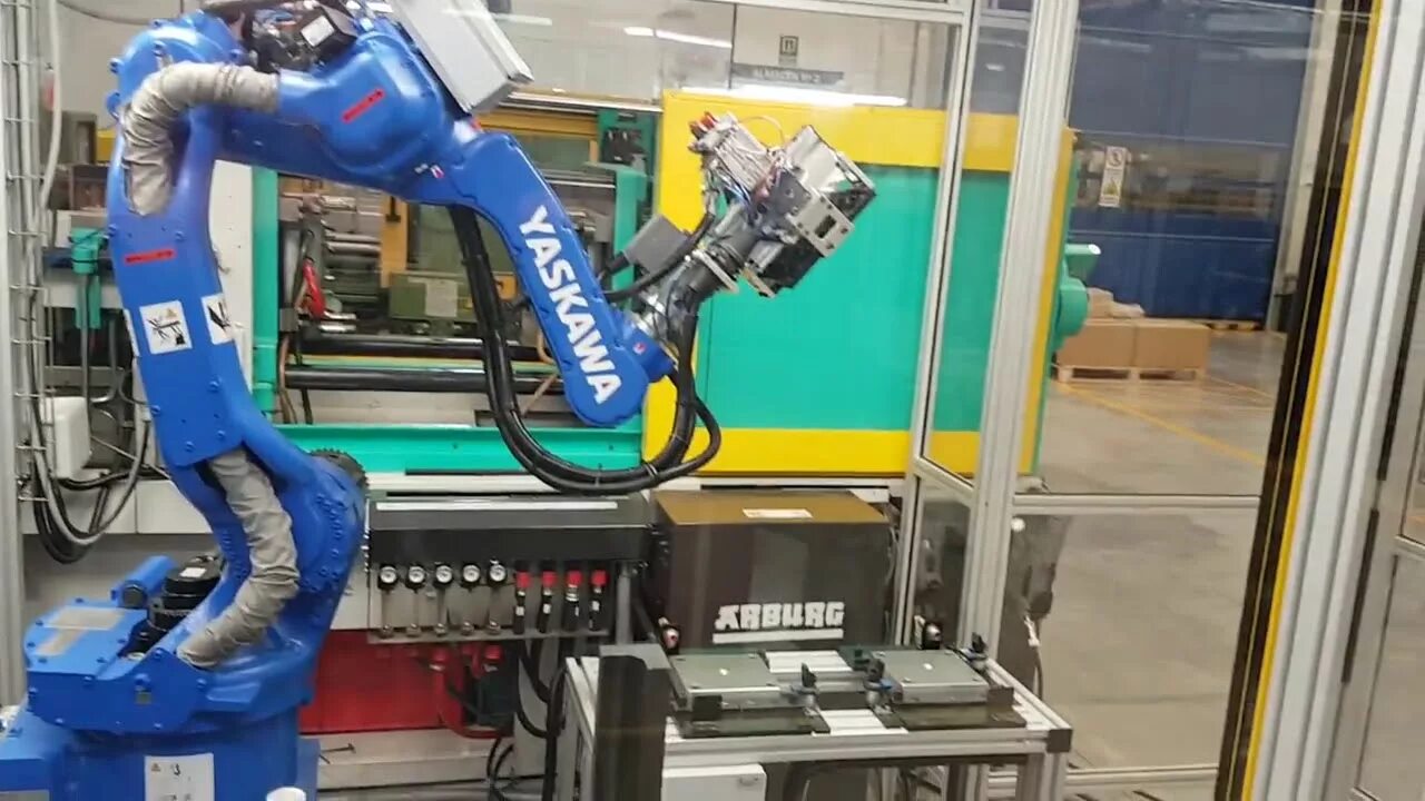 Robot 12