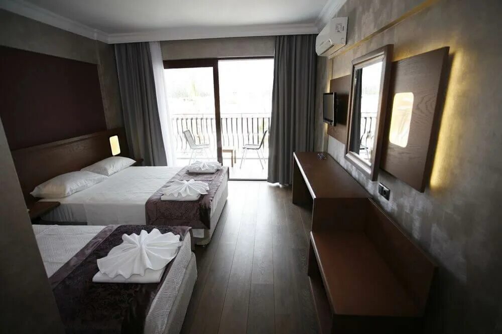 Vivas hotel 4. Club viva hotel. Voxx resort 5 армуталан. Viva club. Club viva мармарис 4.