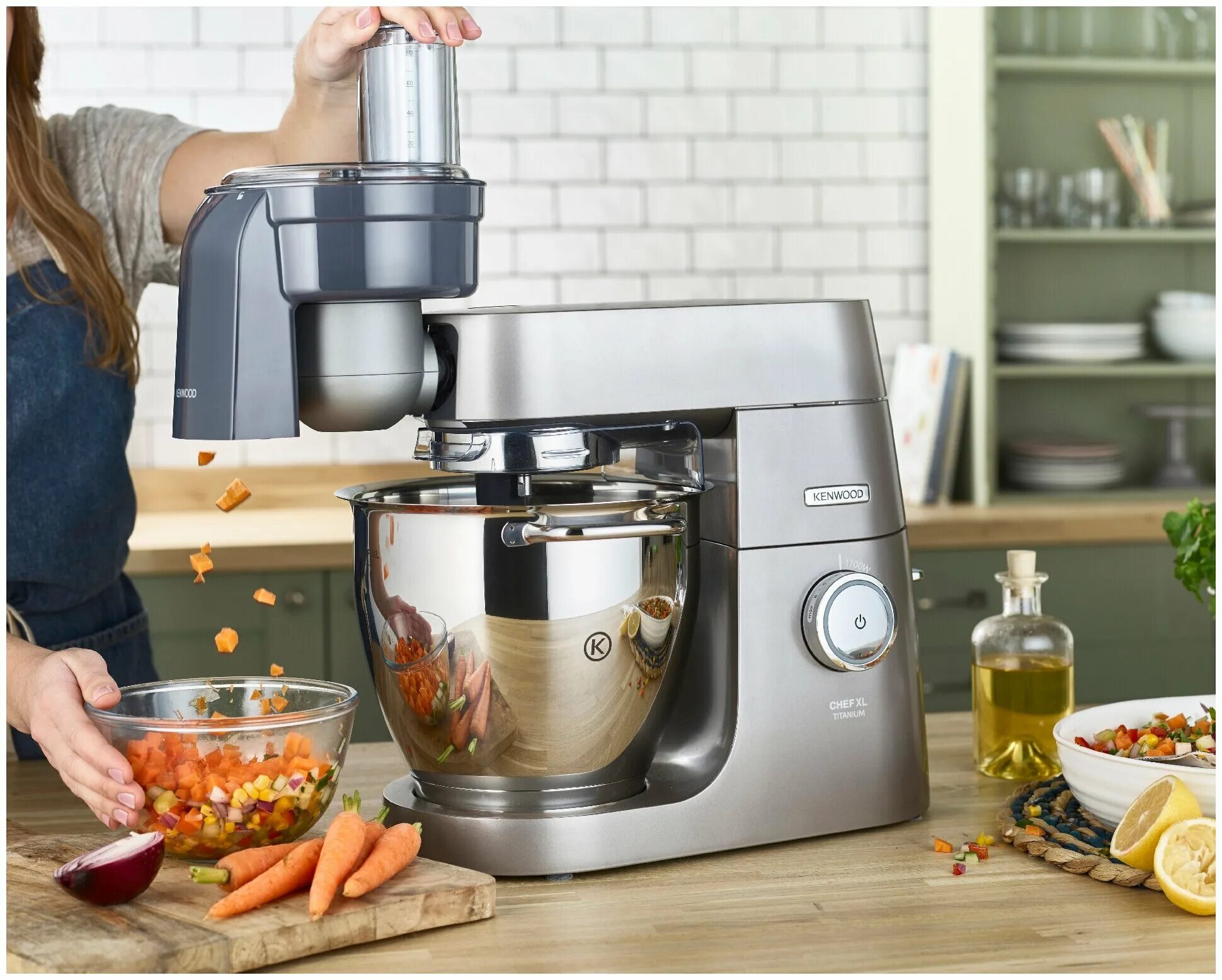 Кухонная машина кубиками. Kenwood KAX 400 pl. Комбайн Кенвуд с нарезкой кубиками. Кухонный комбайн Кенвуд с мясорубкой. Комбайн Kenwood kvl8492s.