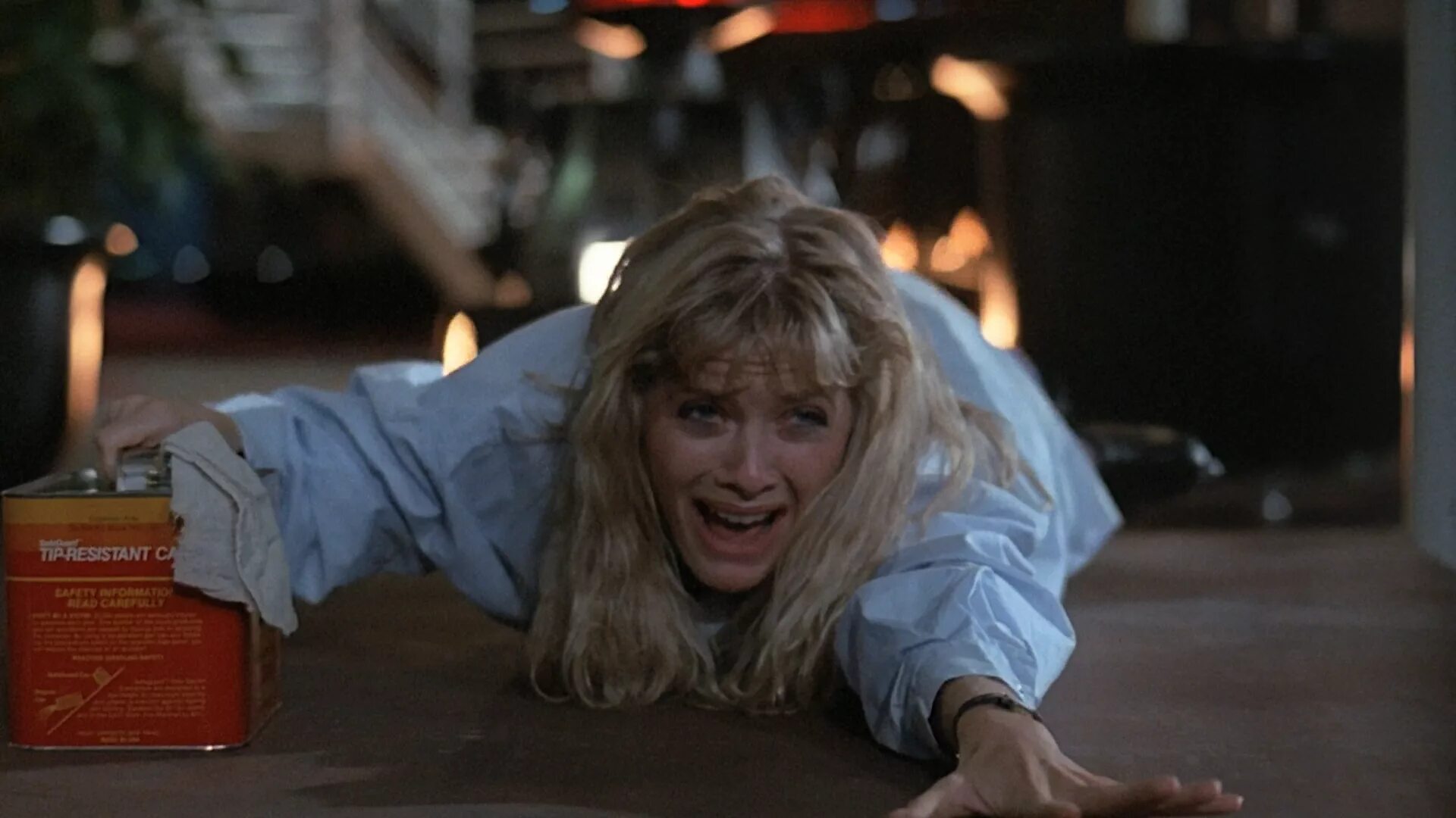 Триллеры зарубежные 90х. Chopping Mall 1986. Barbara Crampton. Барбара Крэмптон Повелитель кукол. Barbara Crampton 1986.