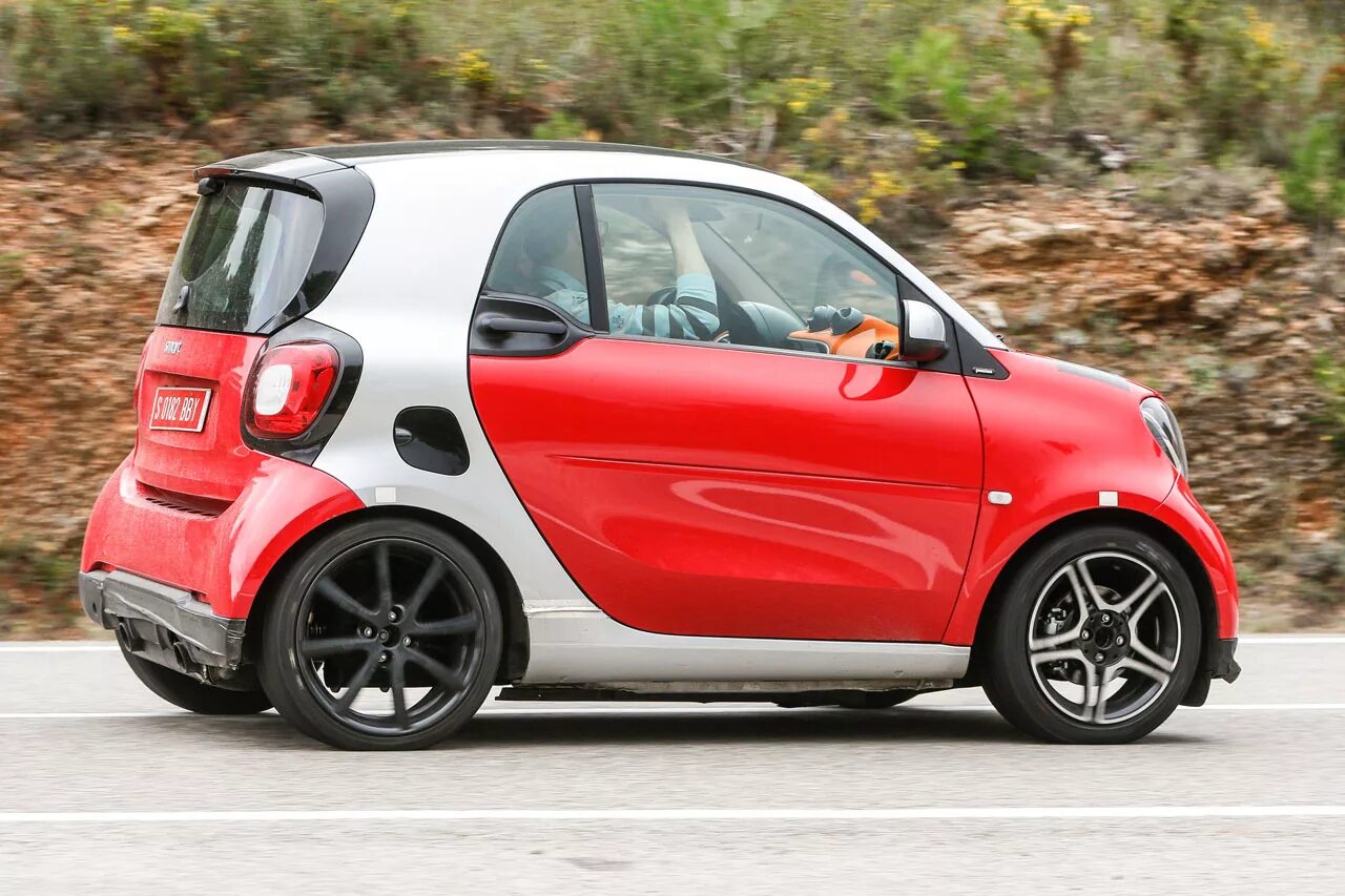 Мерседес смарт Брабус. Мерседес смарт Fortwo. Mercedes Smart Fortwo 2015. Smart Fortwo Brabus. Смарт купить симферополь