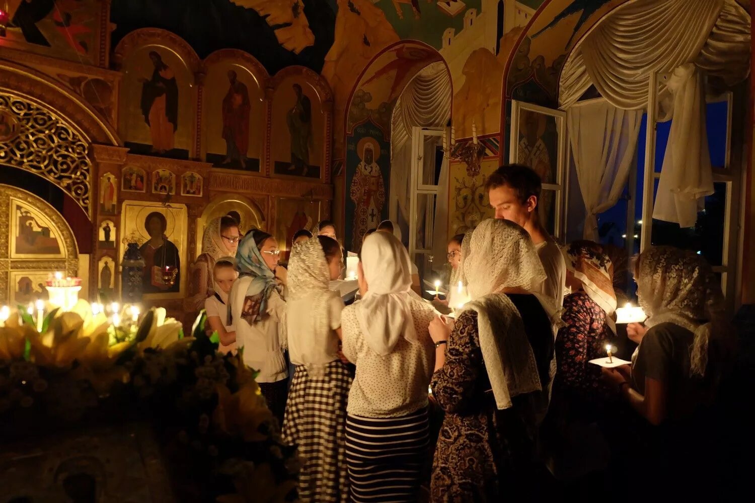 богослужения в храме троеручица. новый год храм троеручица орехово борисово. храм троеручица в домодедове. богослужения в храме троеручица. храм троеручицы в орехово-борисово настоятель.