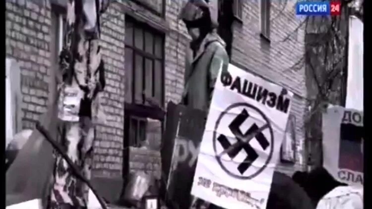 четверостишье про войну на украине. донбасс спасай своих. кто поёт песню вставай донбасс. спасите донбасс. военные лнр и дети донбасс.